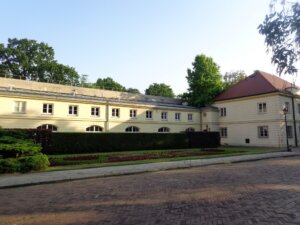 Budynek przy Alejach Ujazdowskich 4